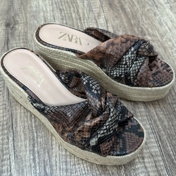 Zara Brown Snakeskin Jute Espadrille Platform Slide Sandals Sz 38 / 7.5 - Picture 1 of 8
